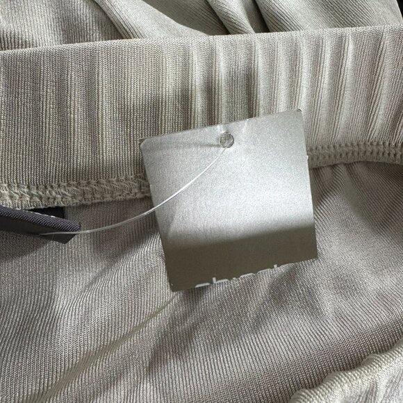 Chico's Travelers Essential Slim Pant Size 3 Khaki Slinky Stretch NWT PT-2670 - Picture 5 of 9